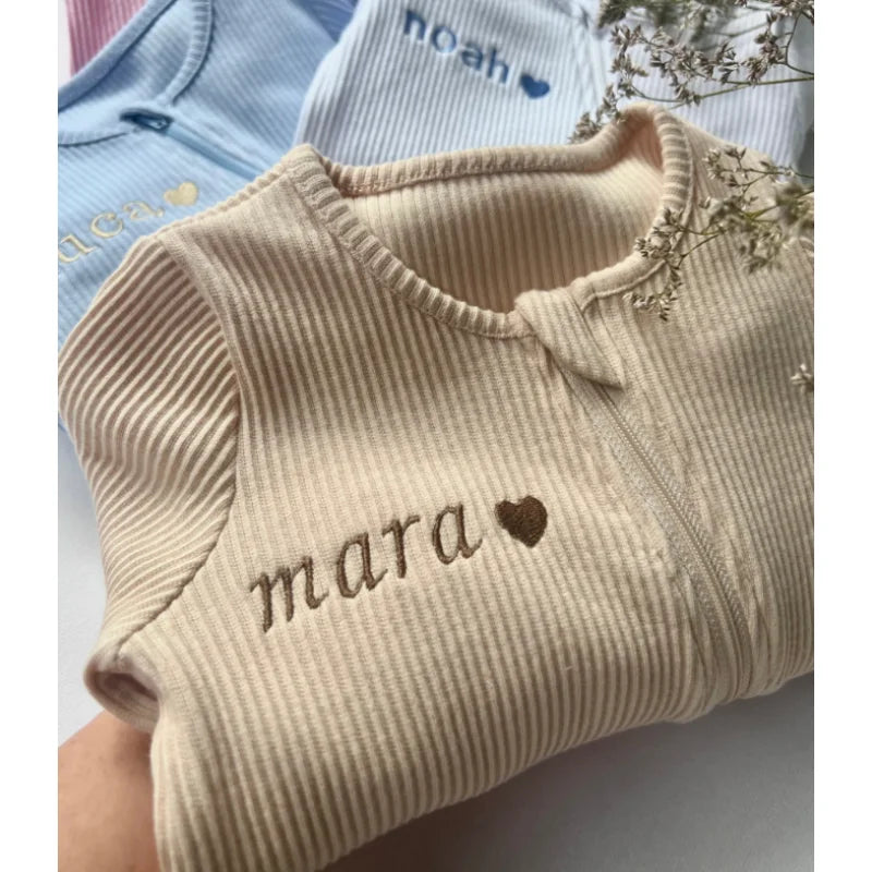 Personalised Winter Baby Romper – Zip-Up Name Bodysuit